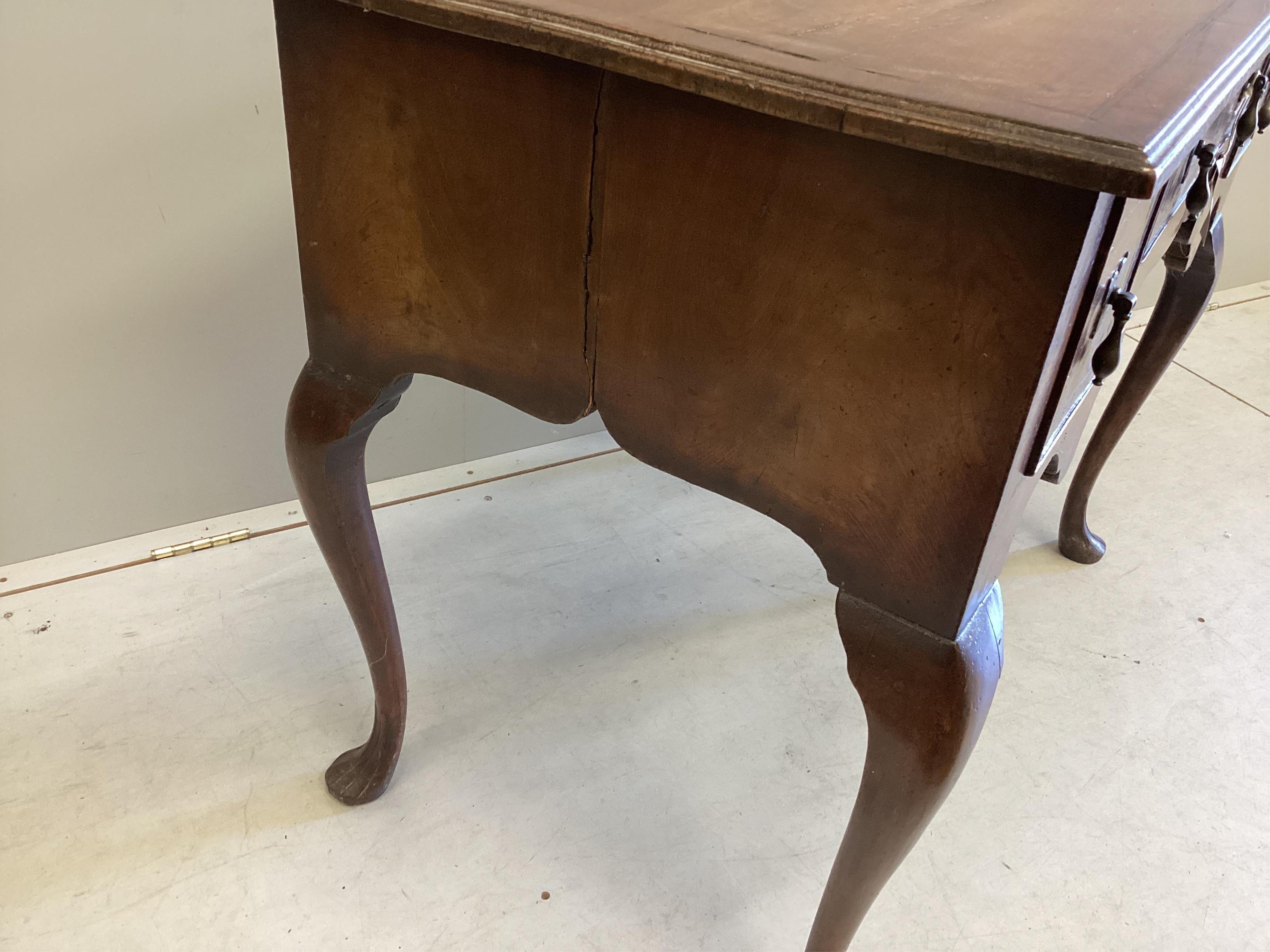 A Queen Anne style walnut lowboy, width 91cm, depth 53cm, height 75cm